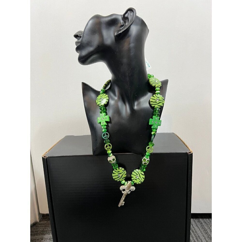 Rhinestone key pendant green zebra beaded long necklace